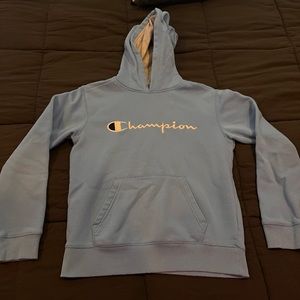 Champion Boys’ Pullover Hoodie Size YM in Light Blue